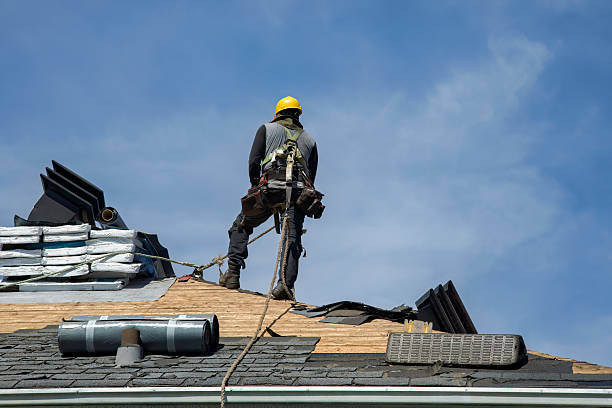 Professional Gutter Installation technician working in Cornwall, NY